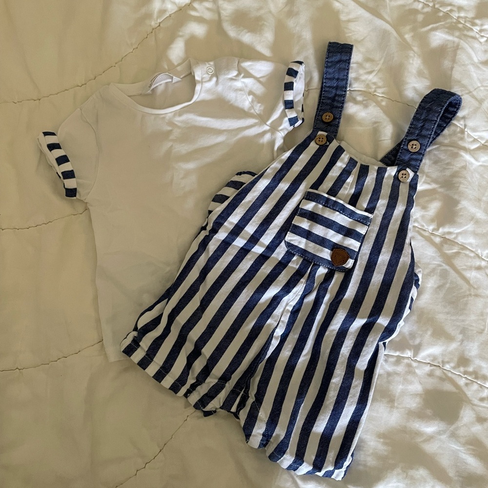 Adorable Mayoral set in size 4-6months. EUC